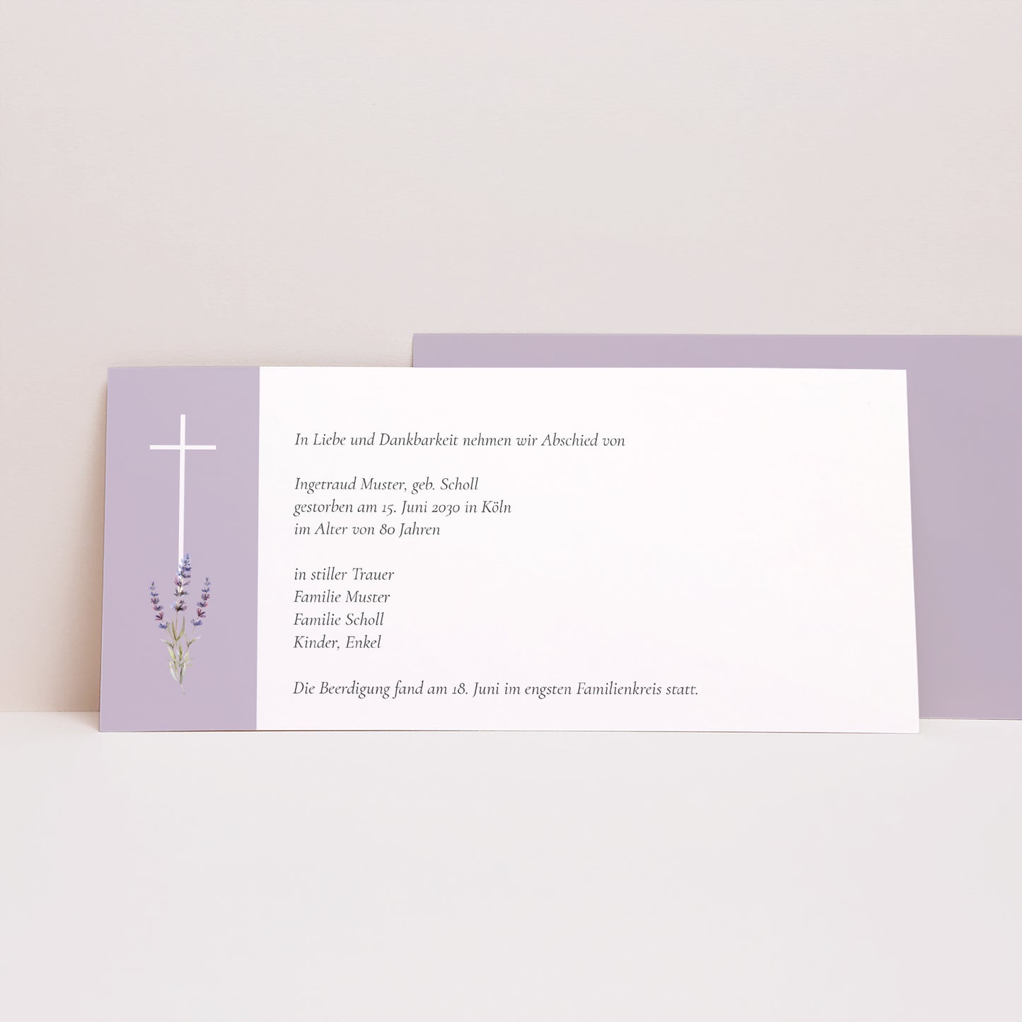 Trauerkarte Panoramische Landschaft Violettes Kreuz - Danksagungen für Todesfälle foto N° 1