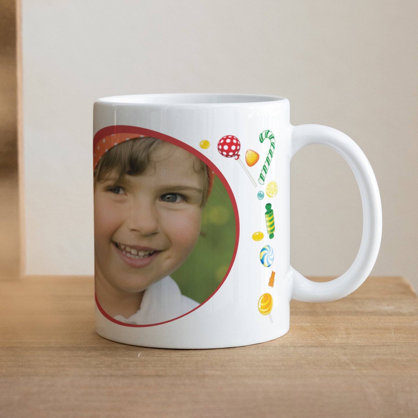Tasse Kindergeburtstag Weiß Süßigkeiten in Hülle und Fülle foto N° 1