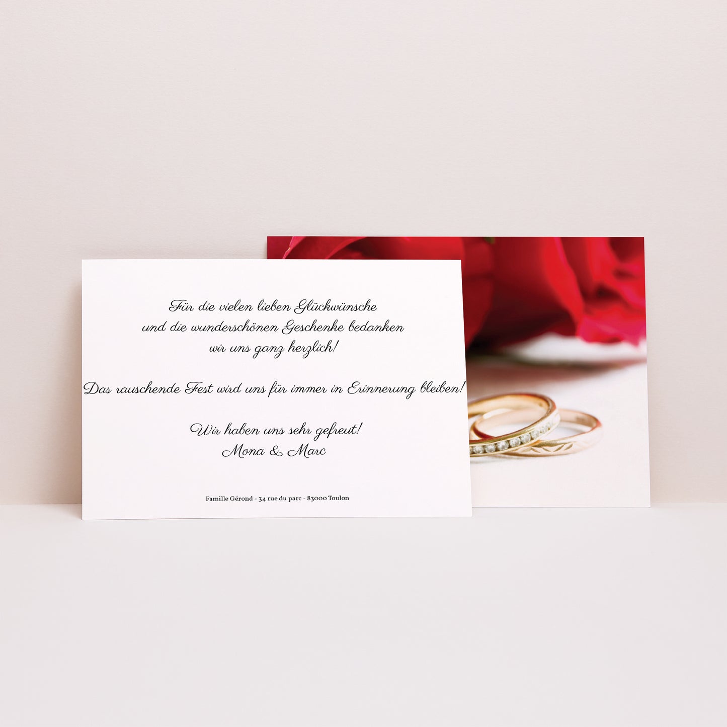 Dankeskarte Hochzeit Landschaft Rote Rosen und Eheringe foto N° 2