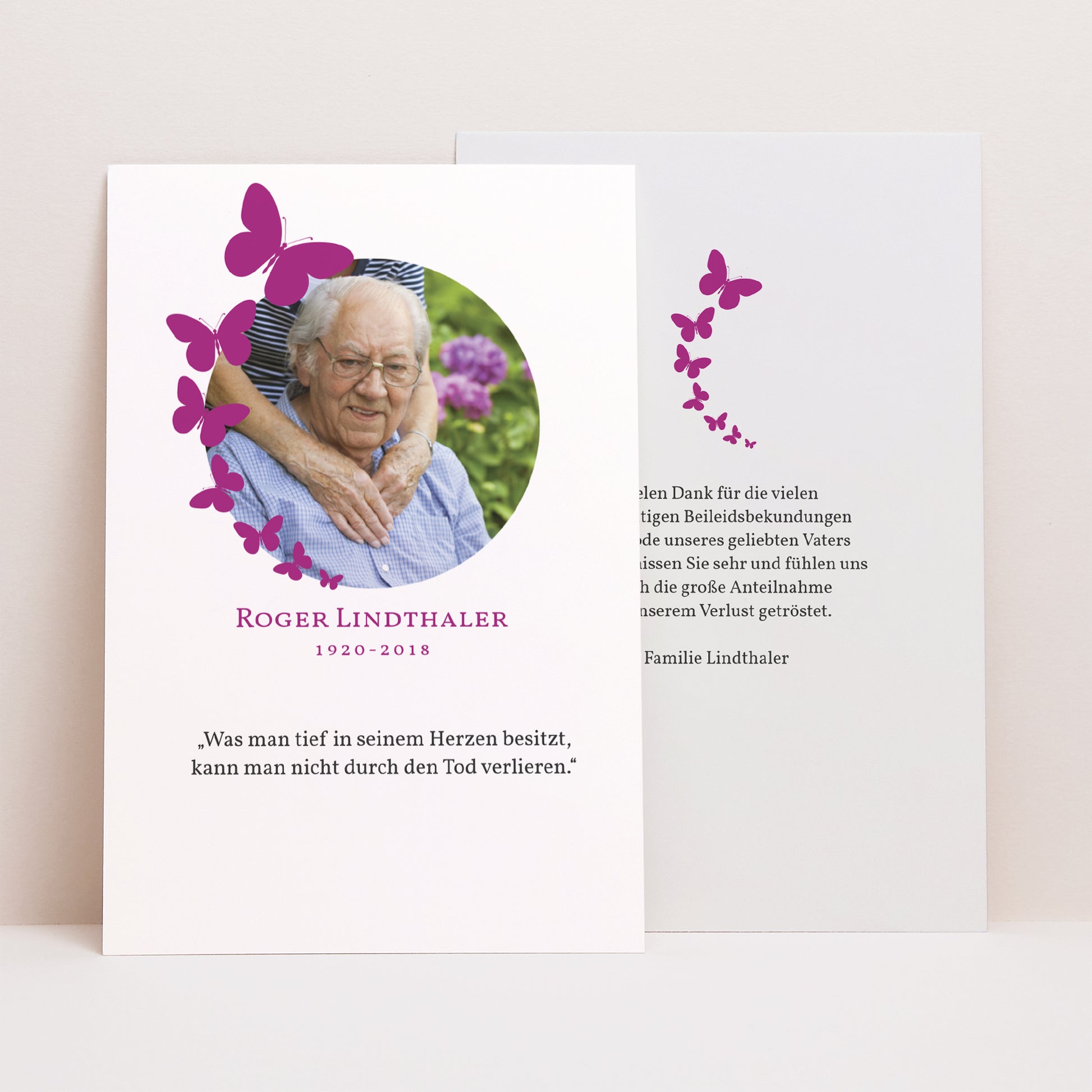 Trauerkarte PortraitPorträt Violette Schmetterlinge foto N° 1