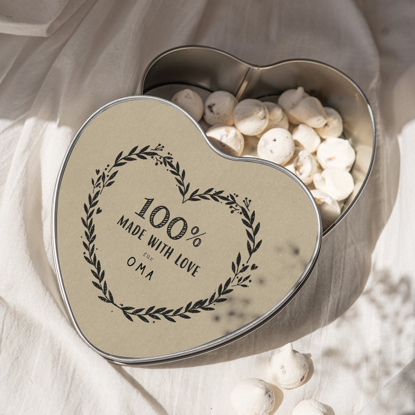 Metalldose Objekte Herz Oma zum Anbeißen foto N° 2