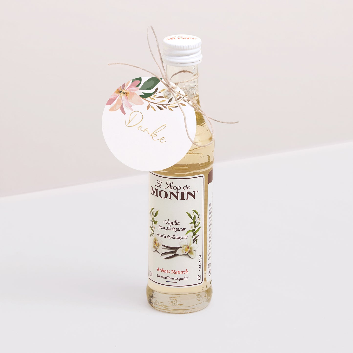 Vorgelochtes Etikett Hochzeit Runde Süße der Blumen foto N° 3