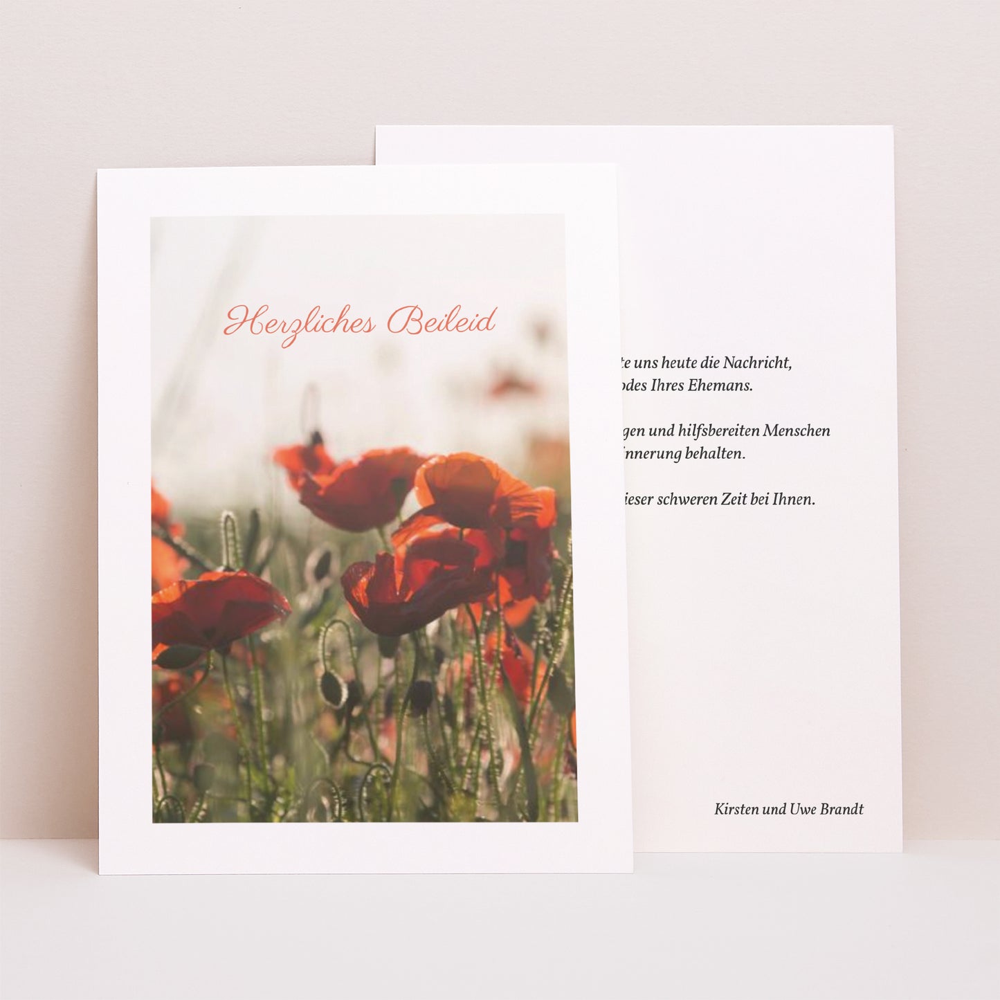 Kondolenzkarte Trauer Porträt Zerbrechliche Mohnblumen foto N° 1
