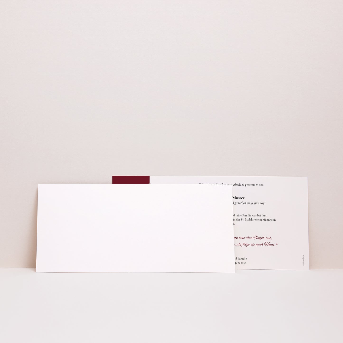 Trauerkarte Panoramische Landschaft Roter Trauerfall foto N° 3