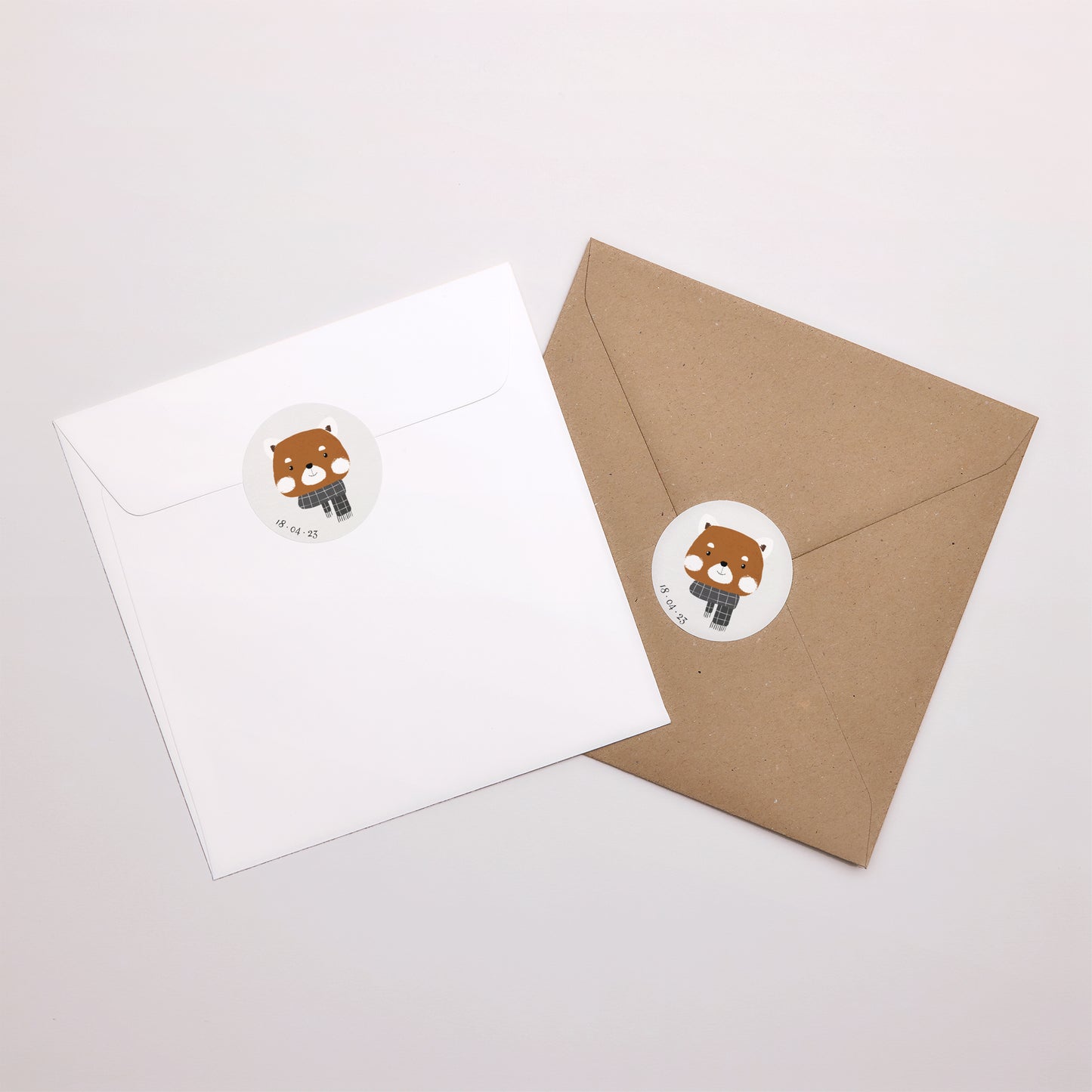 Sticker Geburt Rund Kleiner roter Panda foto N° 1