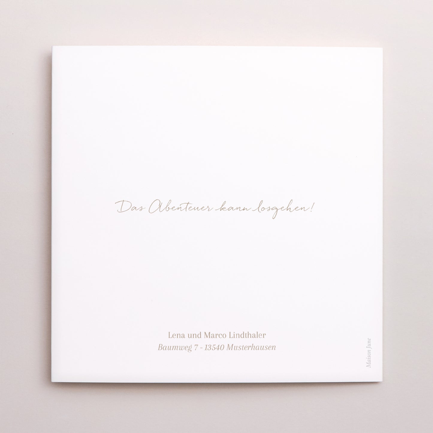 Geburtskarte Doppelflügiges Quadrat Porträt Kraft Natur foto N° 3