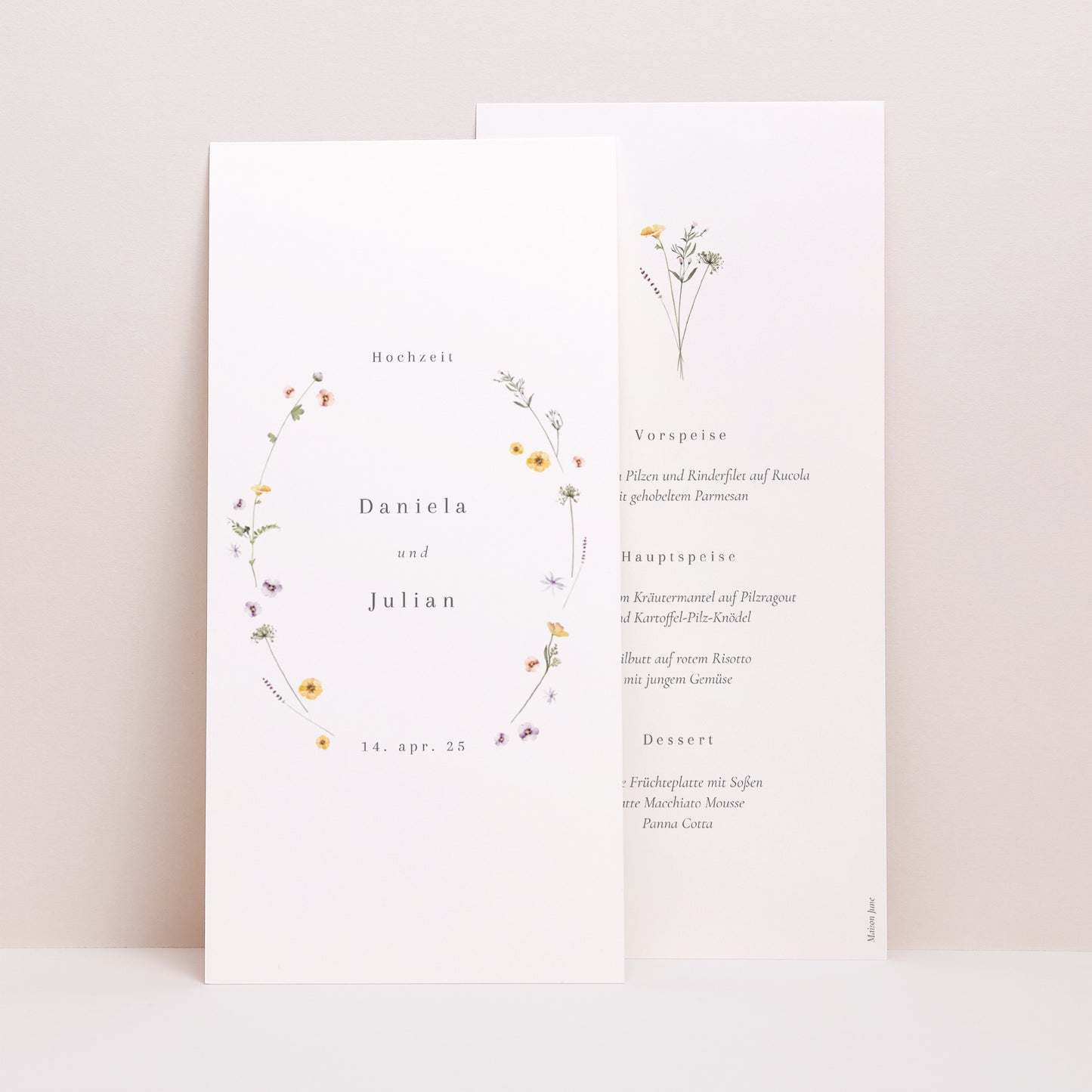 Menükarte Hochzeit Panoramatisches Porträt Krone kleine Blumen foto N° 1