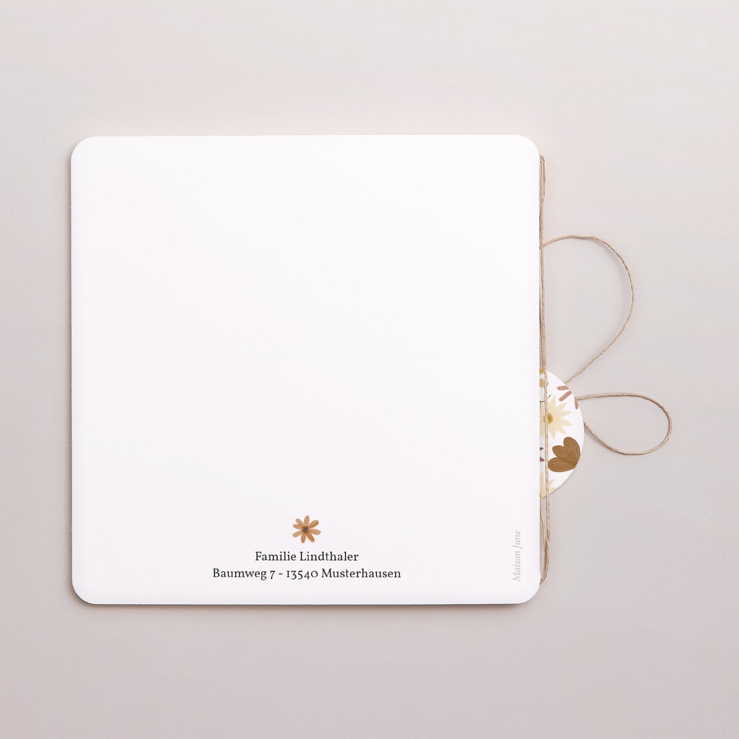 Geburtskarte Doppel-Quadrateinschlag, abgerundete Ecken, runde Etikette Herbstlicher Blumenbogen foto N° 3