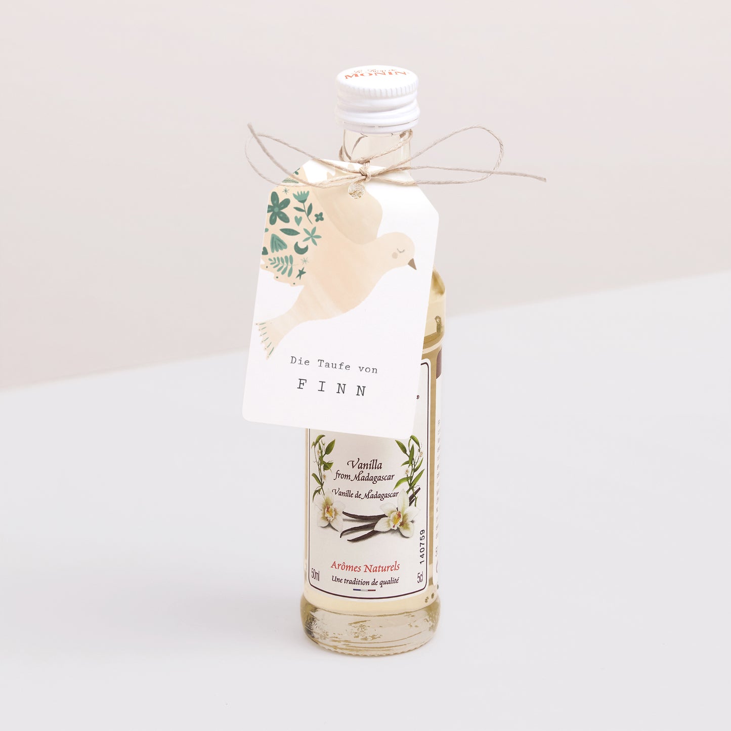 Vorgelochtes Etikett Taufe Fähnchen foto N° 3