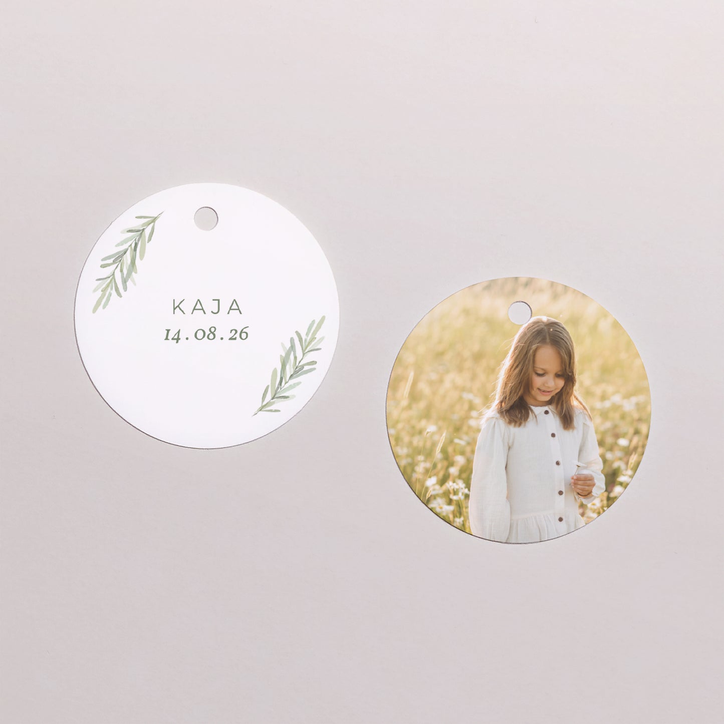 Geschenkbox Kommunion Kugel mit runder Etikette Brin d'Olivier foto N° 3