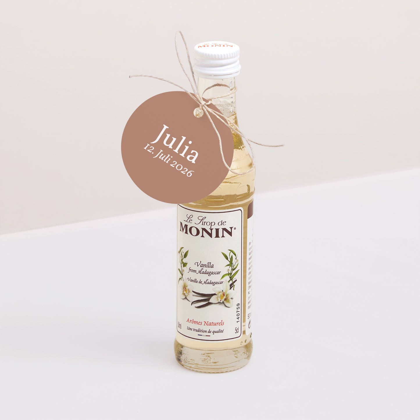 Vorgelochtes Etikett Geburt Runde foto N° 3