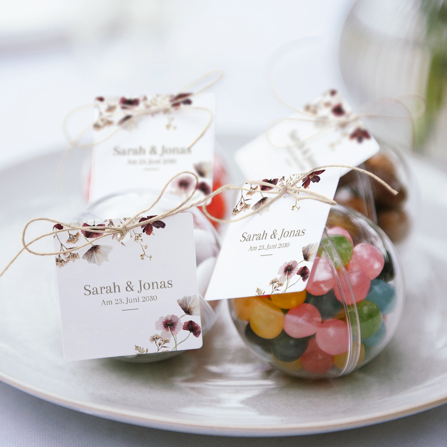 Geschenkbox Hochzeit Kugel mit quadratischem Etikett Getrocknete Wiesenblumen II foto N° 2