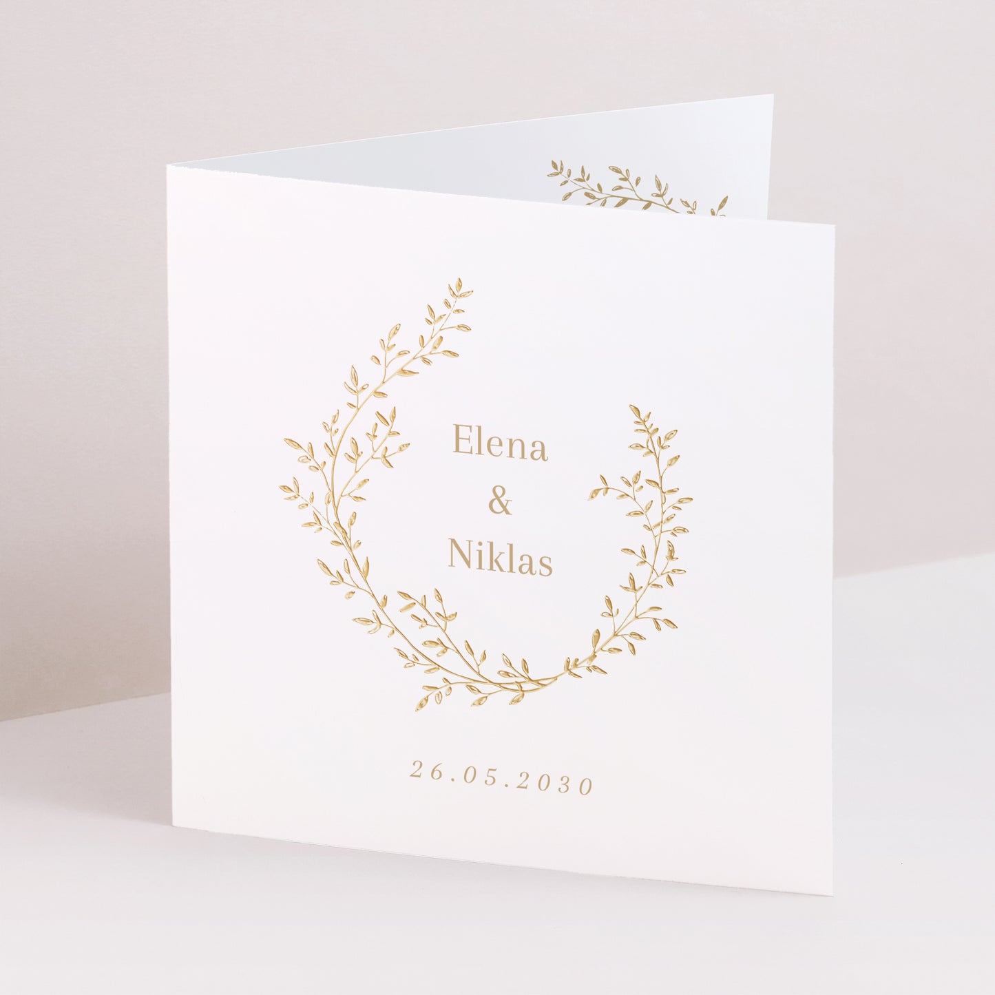 Hochzeitseinladung Doppelflügelfenster goldener Blumenkranz foto N° 1