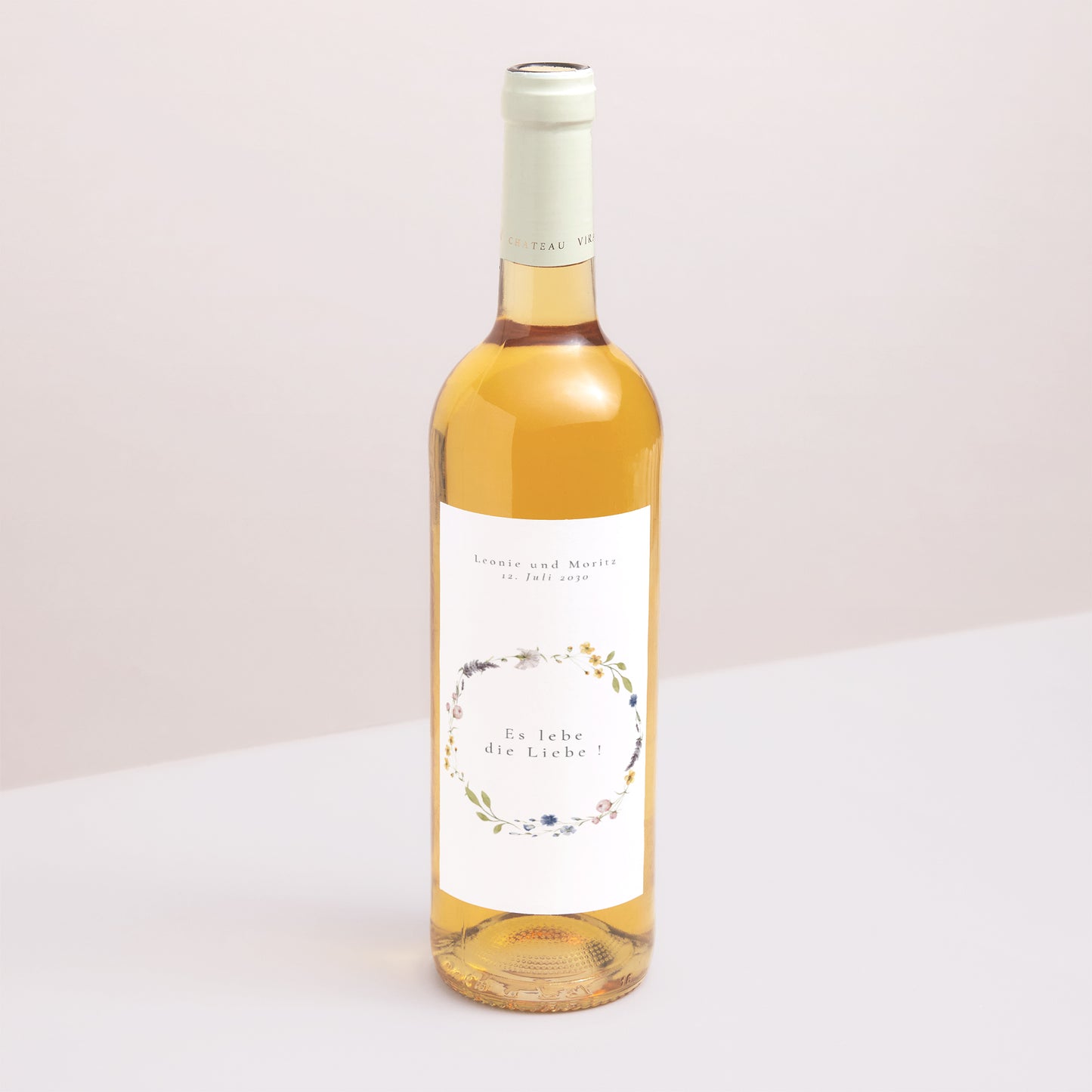 Flaschenetikett Hochzeit Porträt Ländlicher Blumenkranz foto N° 1