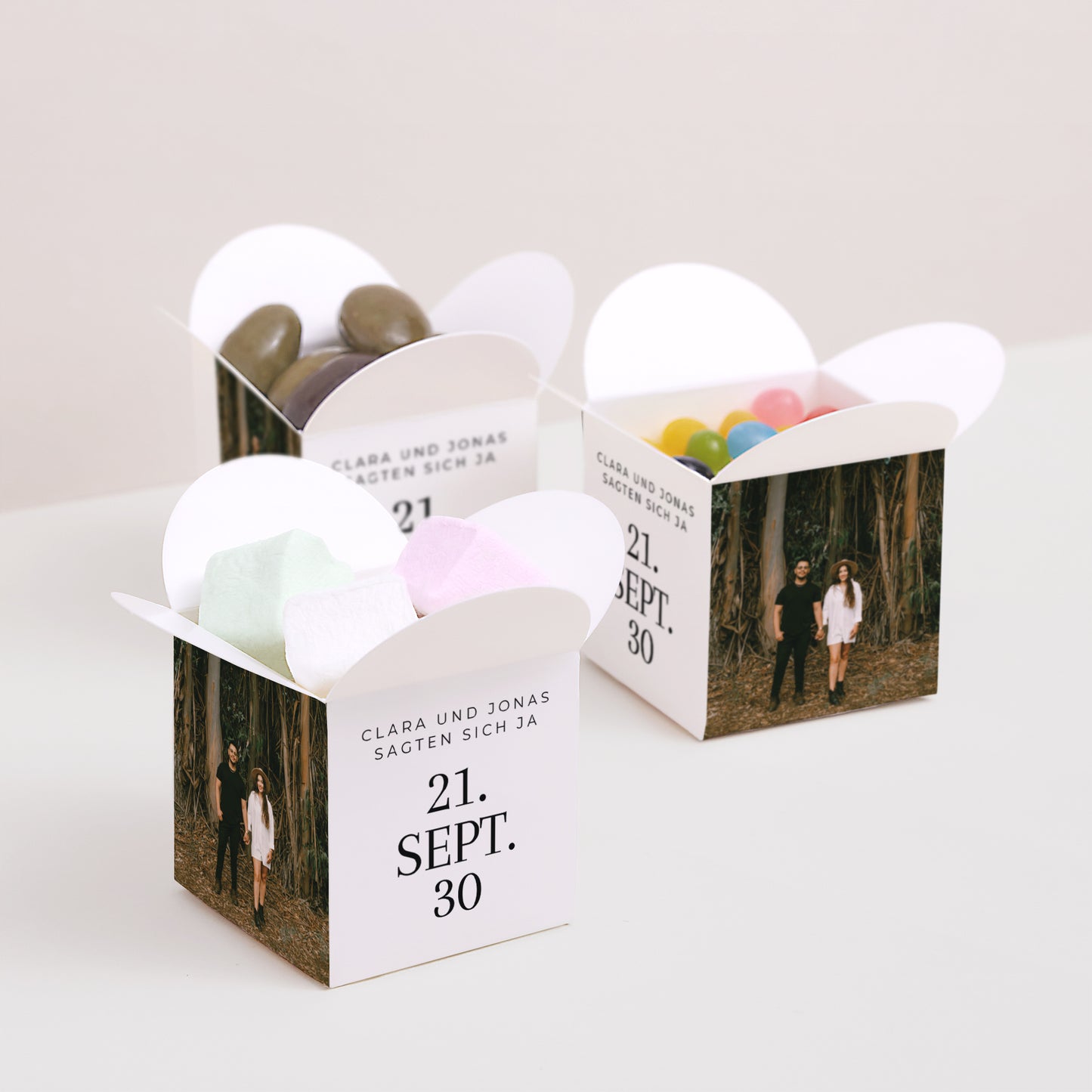 Geschenkbox Hochzeit Schmetterlingsöffnung Typo Datum foto N° 3