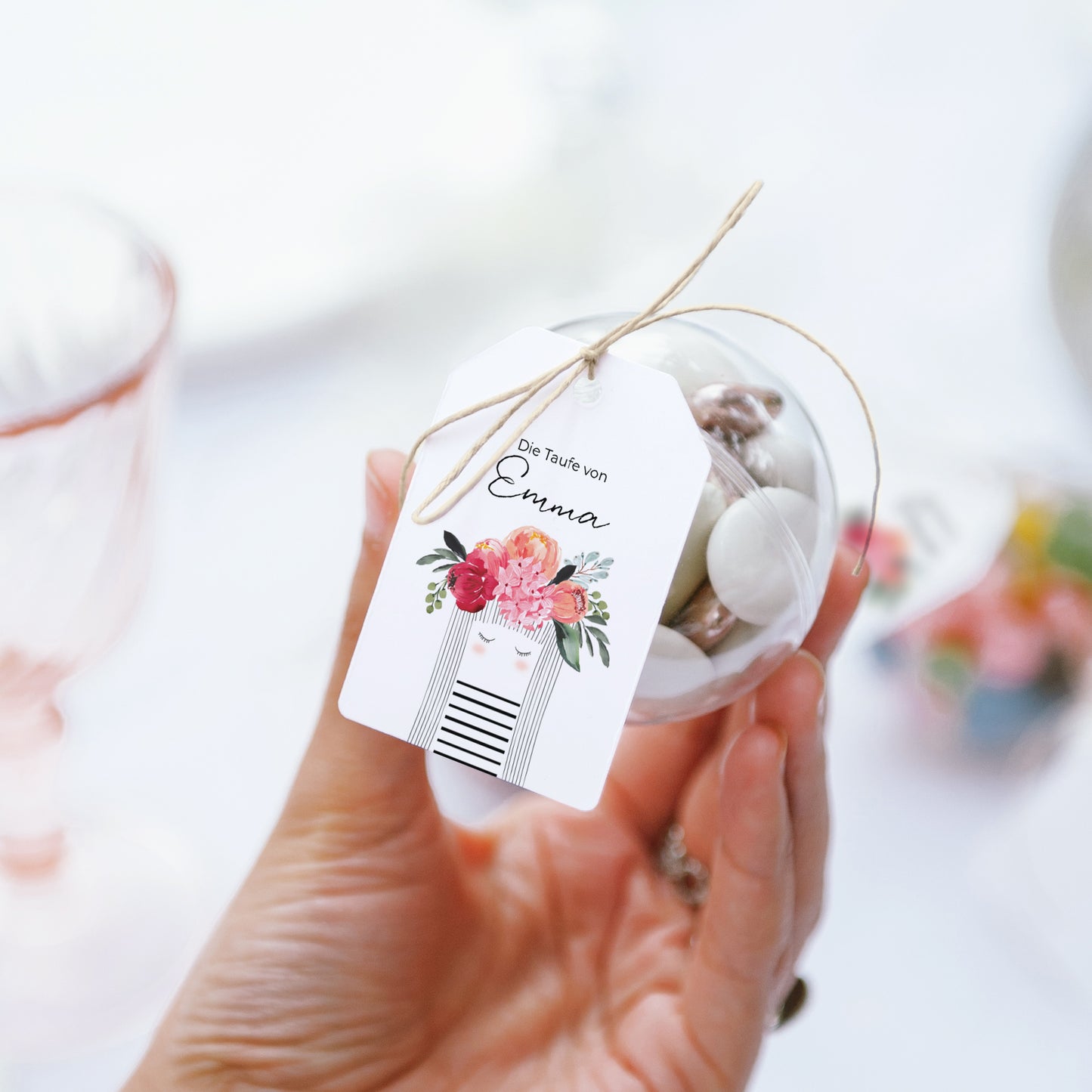 Geschenkbox Taufe Ball mit Wimpel-Etikett Kleine gesegnete Blume foto N° 3