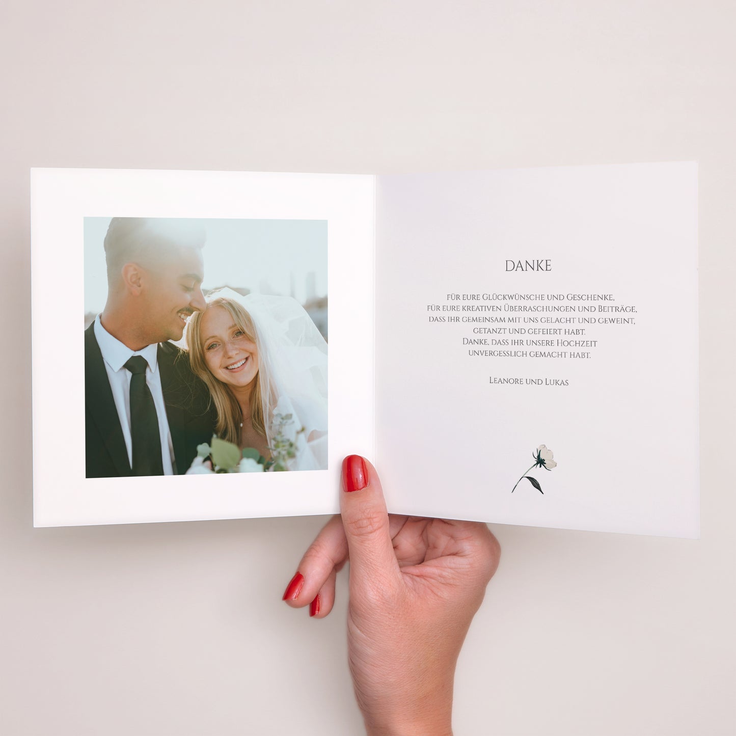 Dankeskarte Hochzeit Doppelflügelfenster Süße Blumen foto N° 2