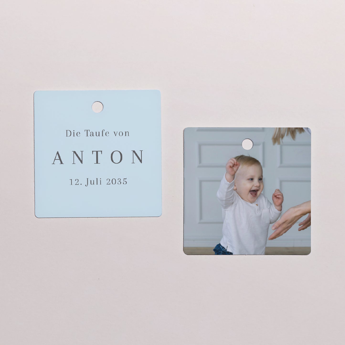 Geschenkbox Taufe Kugel mit quadratischem Etikett In der Klarheit des Lichts foto N° 3