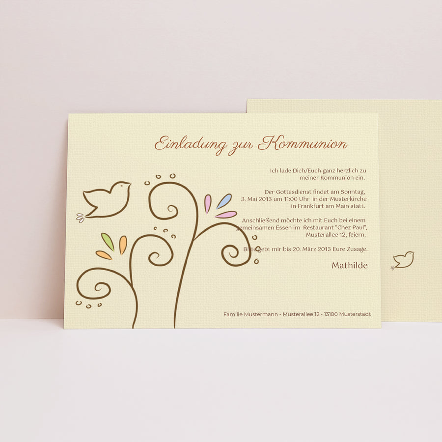 Einladungskarte Kommunion Landschaft Taube foto