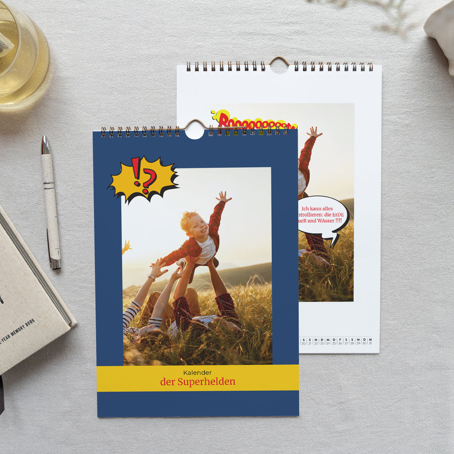 Kalender Weihnachten Wandbild A4 Superhelden foto