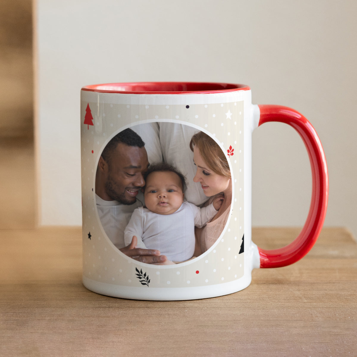 Tasse Objekte Rot Weihnachten in der Familie foto
