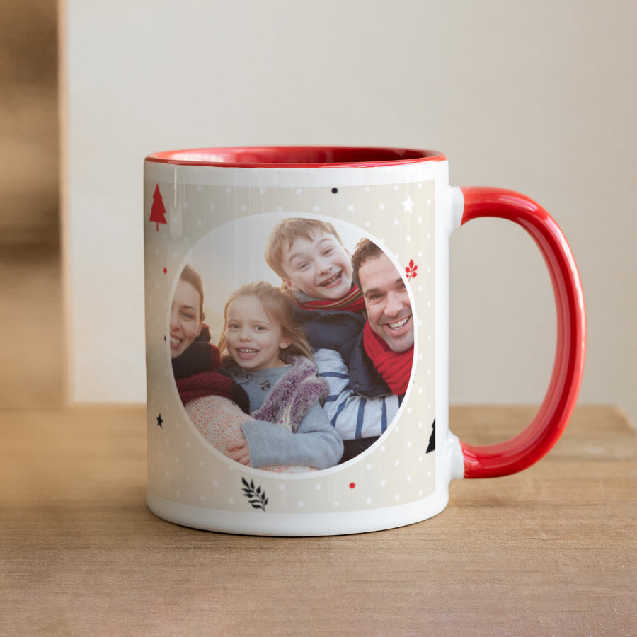 Tasse Objekte Rot Weihnachten in der Familie foto