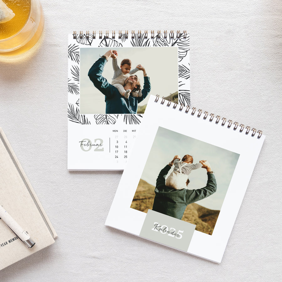 Kalender Weihnachten Büro, Staffelei Skizze foto