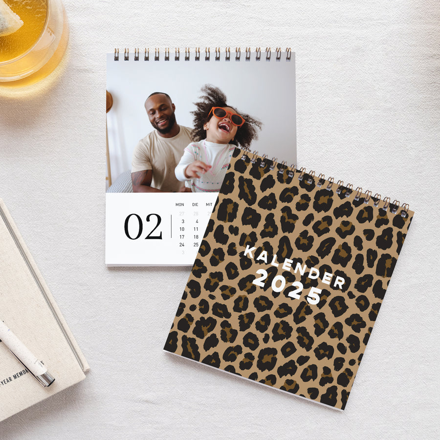 Kalender Weihnachten Büro, Staffelei Leoparden-Tendenz-Gradienten foto