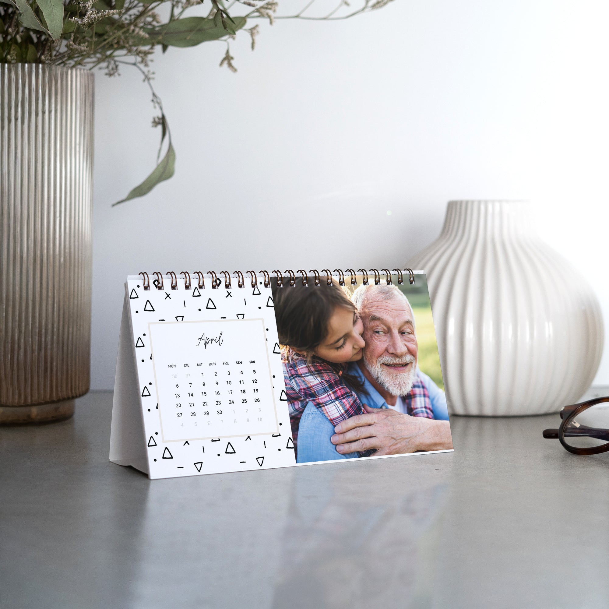 Kalender Weihnachten Büro, Landschaft Dreiecke SCHWARZ UND WEISS foto N° 2