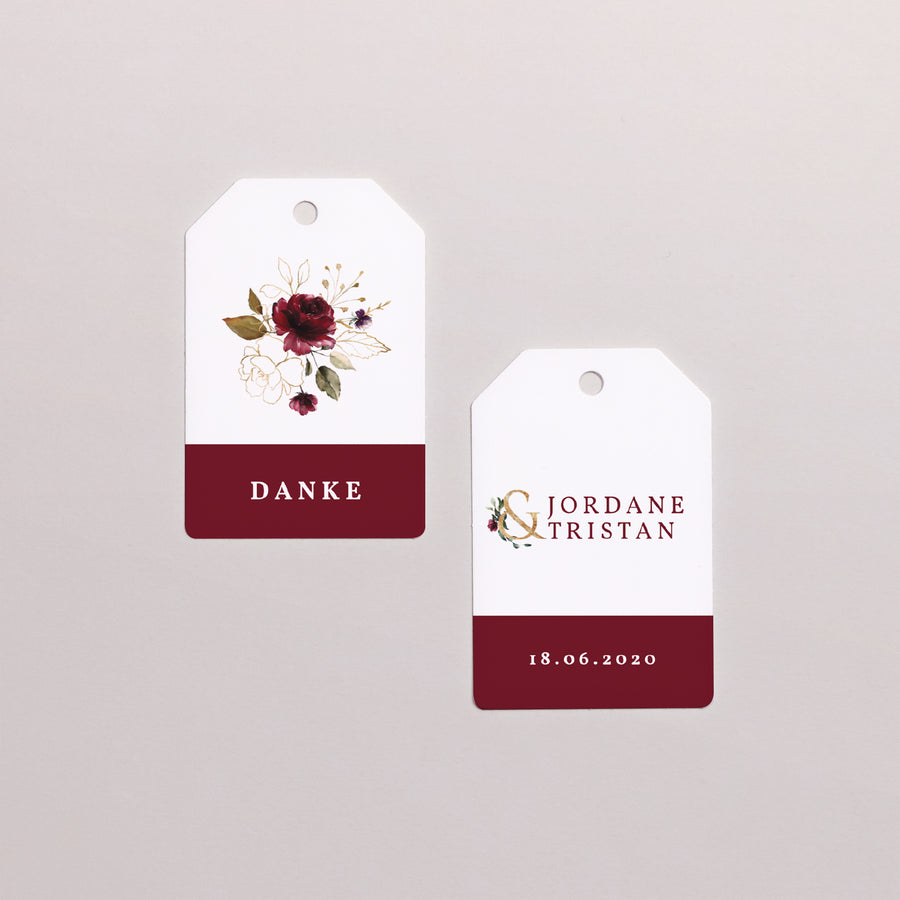 Vorgelochtes Etikett Hochzeit Fähnchen Marsala-Blumen foto