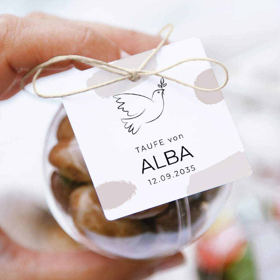 Geschenkbox Taufe Kugel mit quadratischem Etikett Nach Picasso-Art foto
