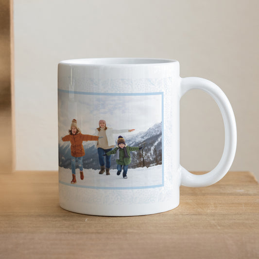 Tasse Weihnachten Weiß Eisiges Wintermuster foto