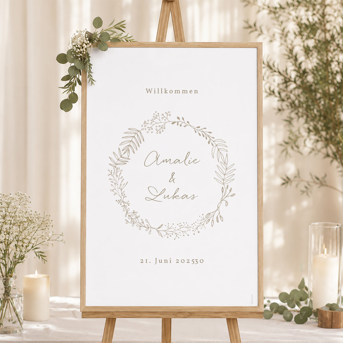Begrüßungstafel Hochzeit Porträt 60 x 90 cm Goldene Krone foto N° 1