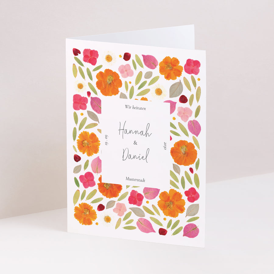 Hochzeitseinladung Doppelflügelporträt Herbarium-Blüten foto