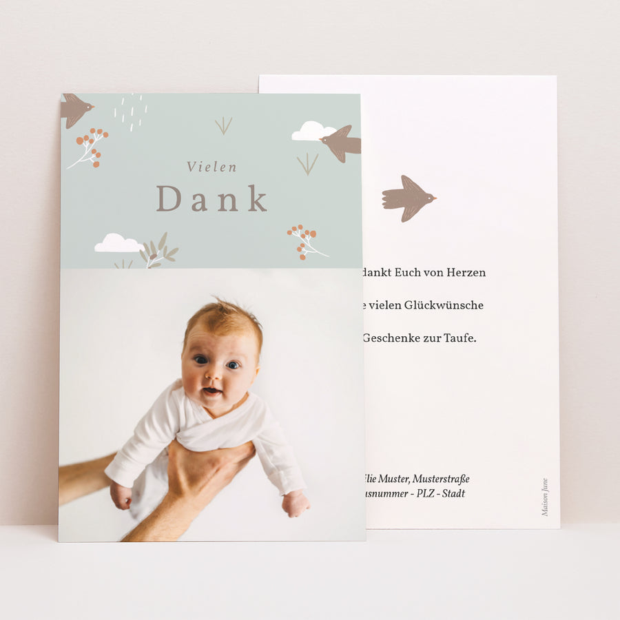 Dankeskarte Taufe PortraitPorträt Vogel, Wolken und Olivenzweig II foto