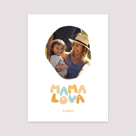 Poster Objekte Porträt Mama Lova