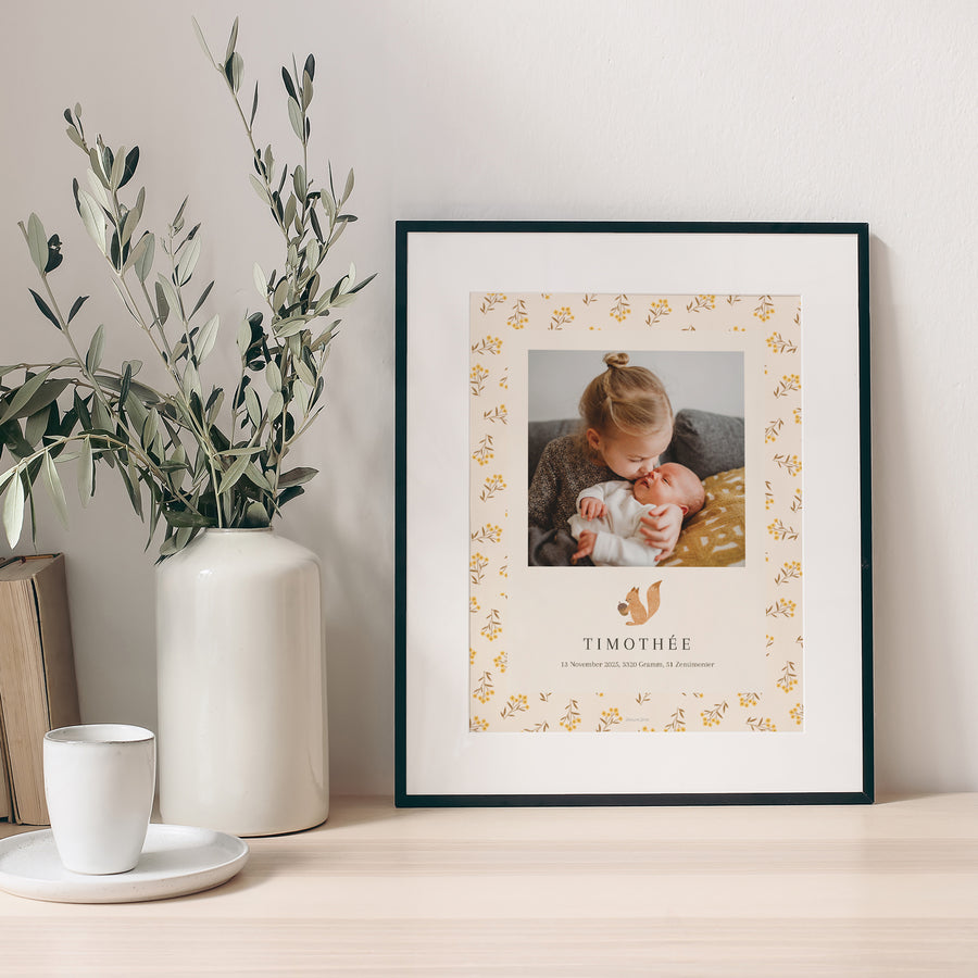 Poster Geburt Porträt Eichhörnchen, Blumenmuster foto