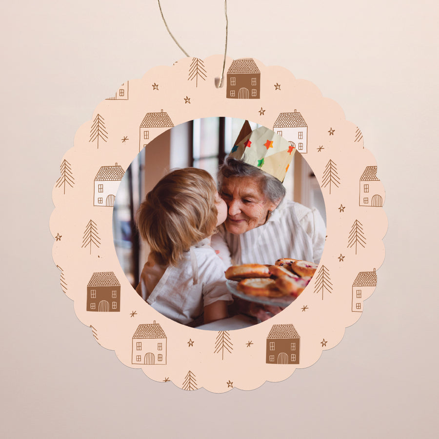 Weihnachtskarte Weihnachten Zum Aufhängen Winterhäuschen foto