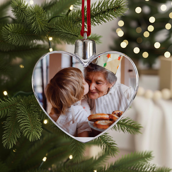 Weihnachtskugel Weihnachten Herz Magie im Haus foto