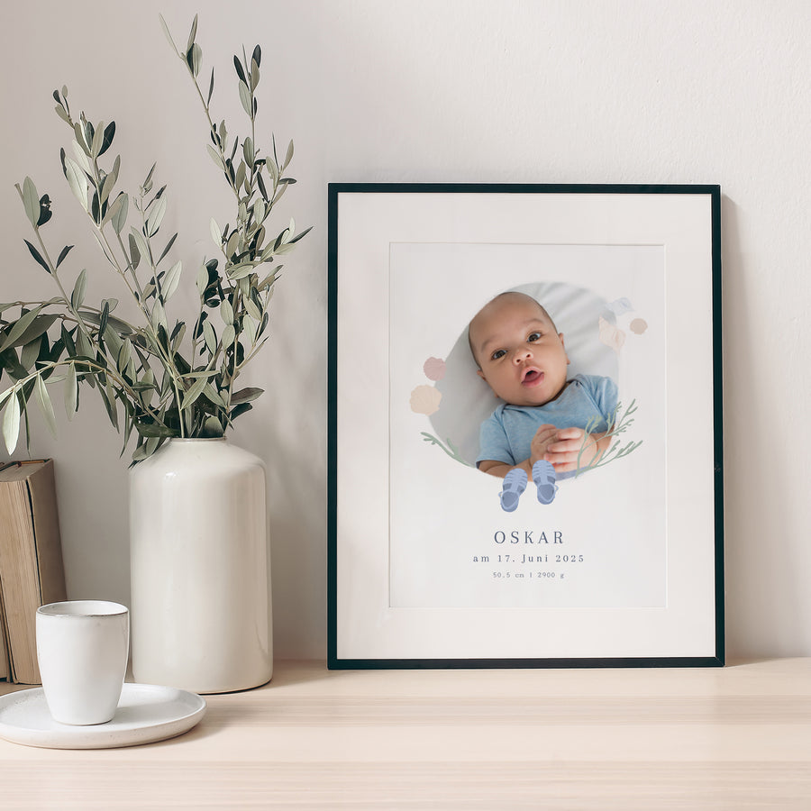 Poster Geburt Porträt Kleine Schritte am Wasser foto