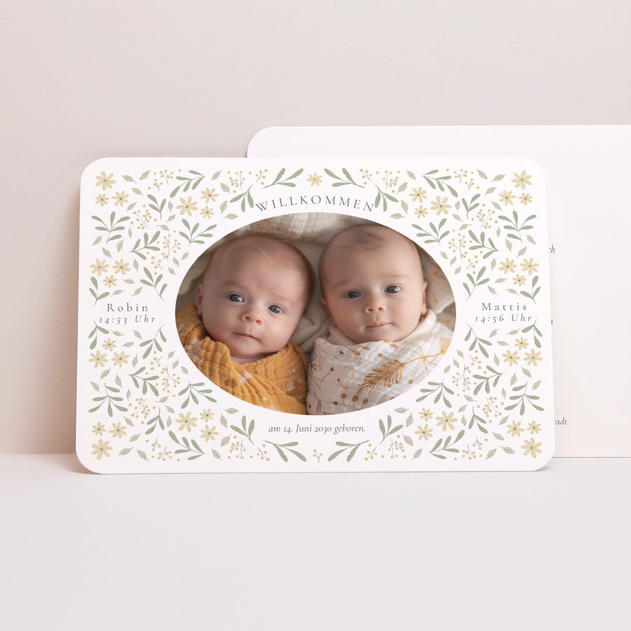 Geburtskarte Landschaft, abgerundete Ränder Liberty Twins foto