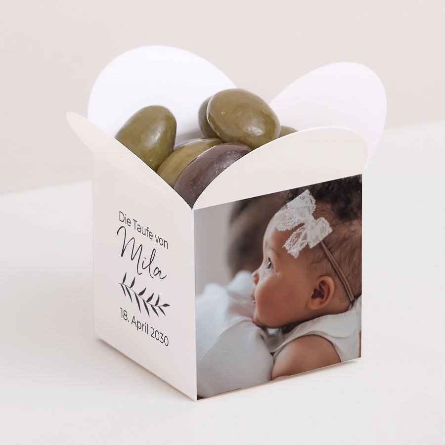 Geschenkbox Geburt Schmetterlingsöffnung foto