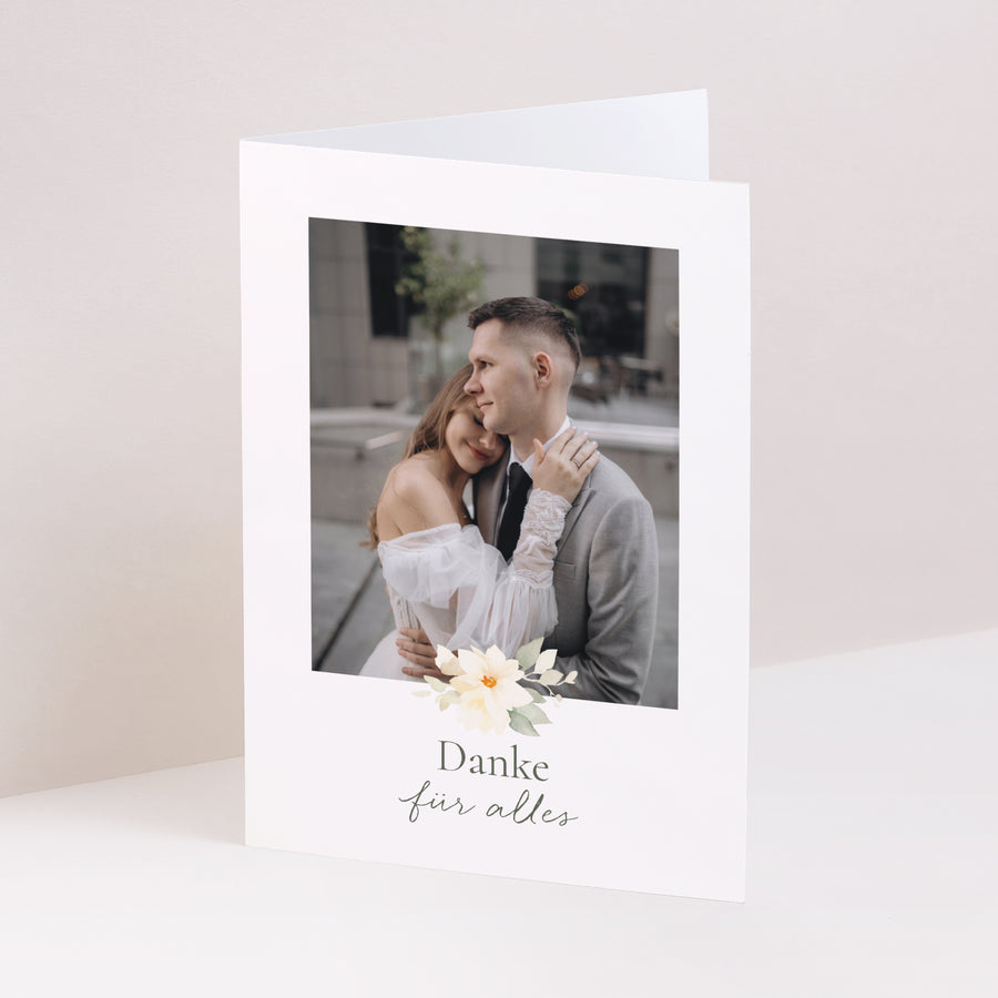 Dankeskarte Hochzeit Doppelflügelporträt Romantischer Blumenstrauß foto