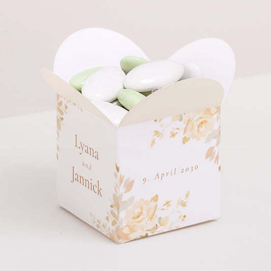 Geschenkbox Hochzeit Schmetterlingsöffnung Blumiges Täschchen foto