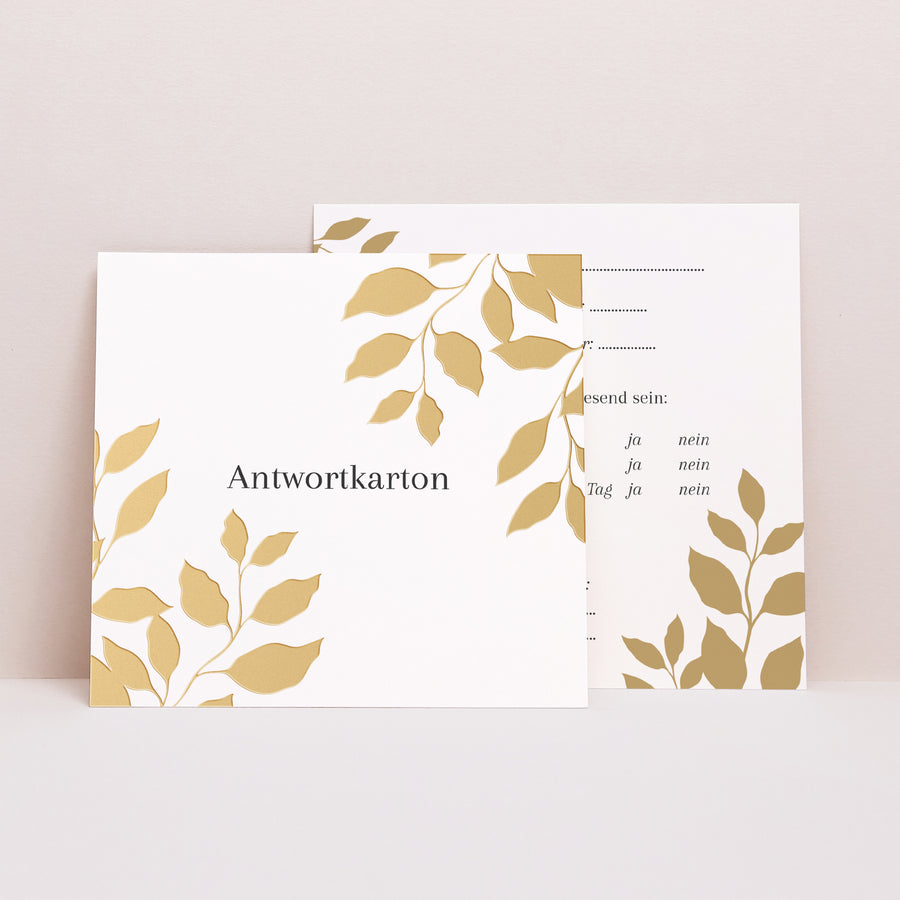 Antwortkarte Hochzeit Quadrat goldenes Laub foto