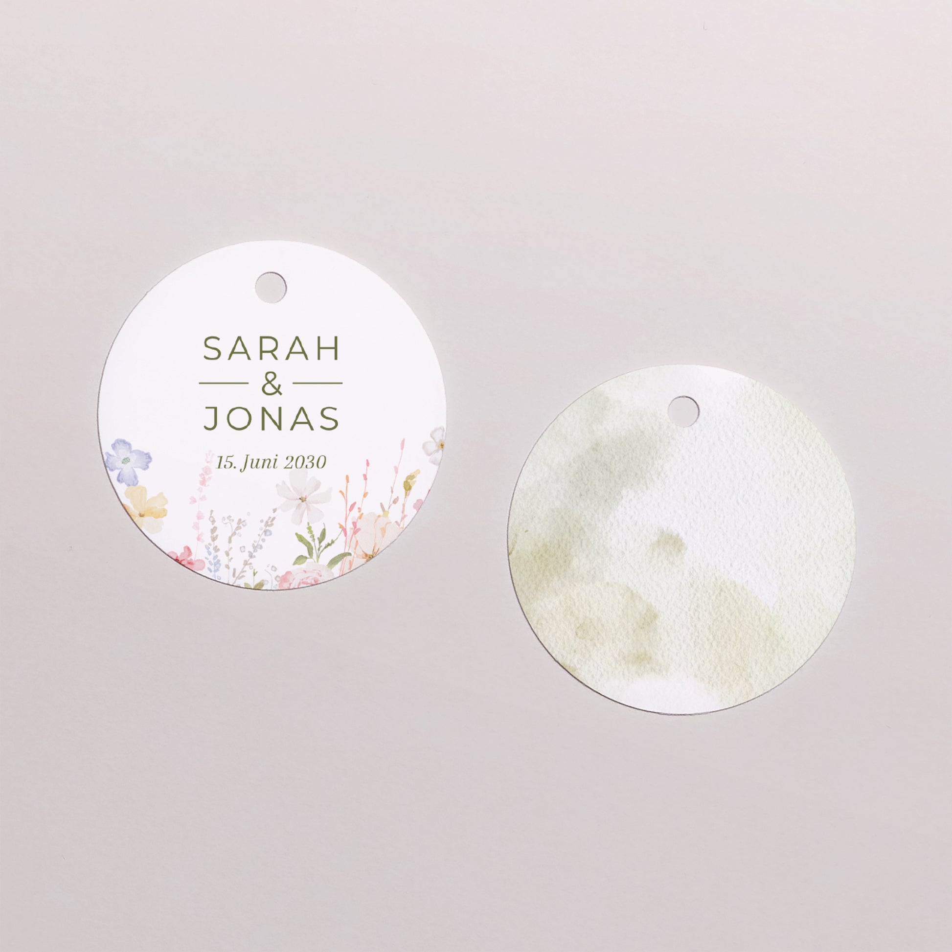 Geschenkbox Hochzeit Kugel mit runder Etikette Wildblumenkranz foto N° 3