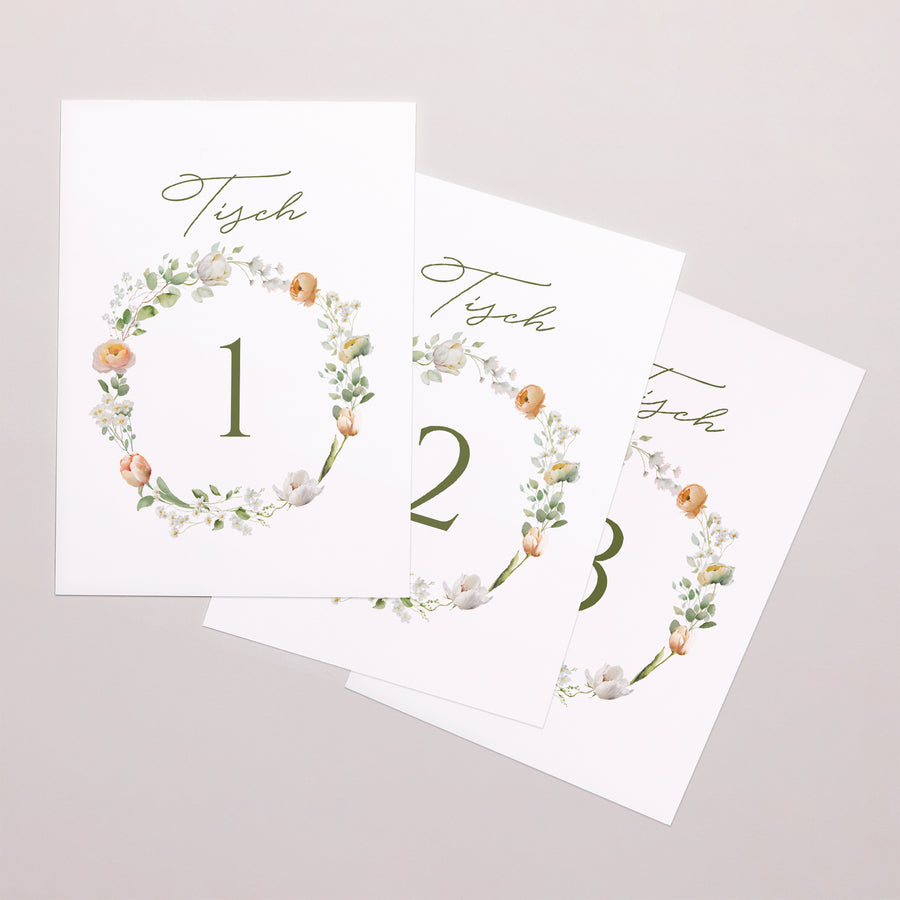 Tischnummern Hochzeit Rechteck Romantischer Blumenkranz foto