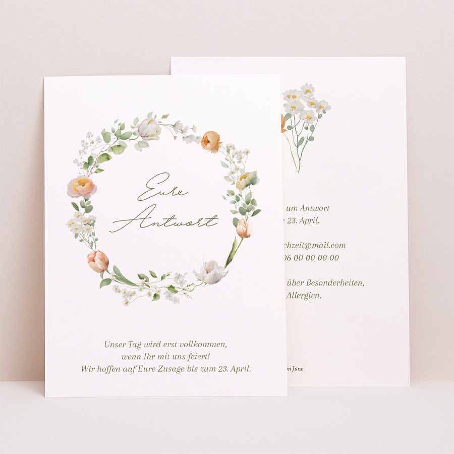 Antwortkarte Hochzeit Porträt Romantischer Blumenkranz foto