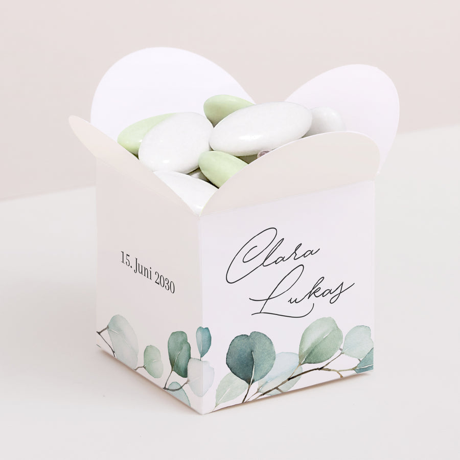 Geschenkbox Hochzeit Schmetterlingsöffnung Eukalyptusblätter foto