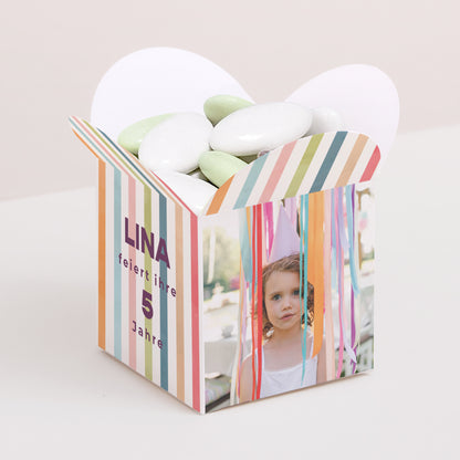 Geschenkbox Kindergeburtstag Schmetterlingsöffnung Rainbow of colour foto N° 1